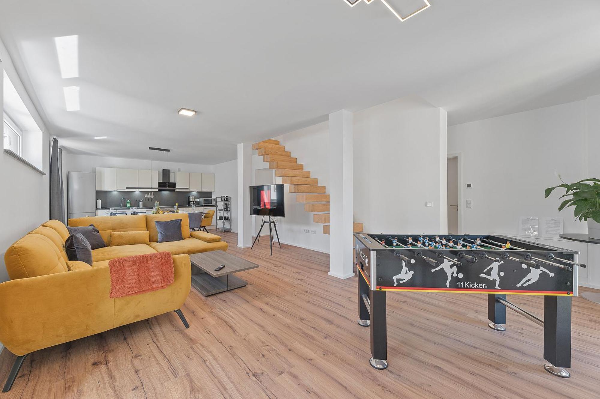 Golden Home With Barbecue, Yoga, Football Table Зінсгайм Екстер'єр фото